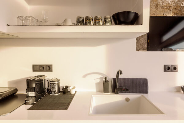 hyperstay-hospitality-naxos-amenti-horizon-9