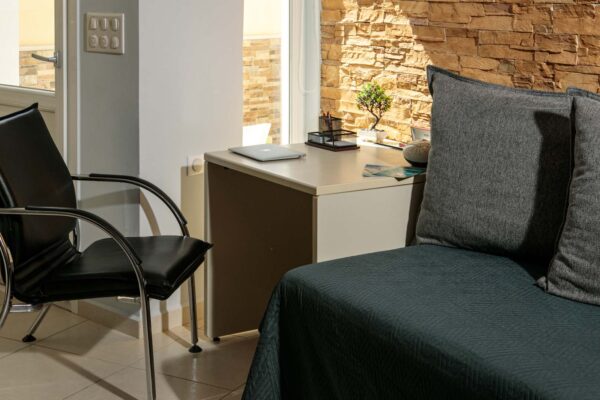 hyperstay-hospitality-naxos-aquarial-home-3