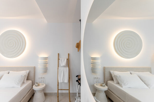 hyperstay-hospitality-naxos-golden-birds-1