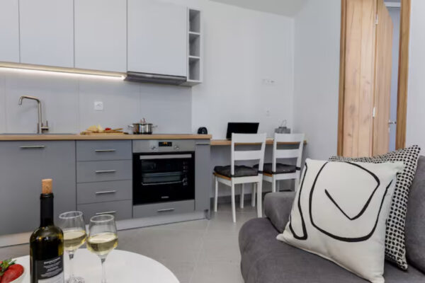 hyperstay-hospitality-terrace-sky-view-3