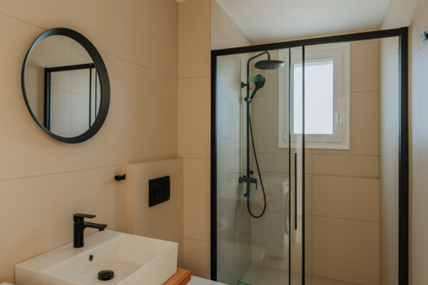 hyperstay-hospitality-west-ponte-suite-10