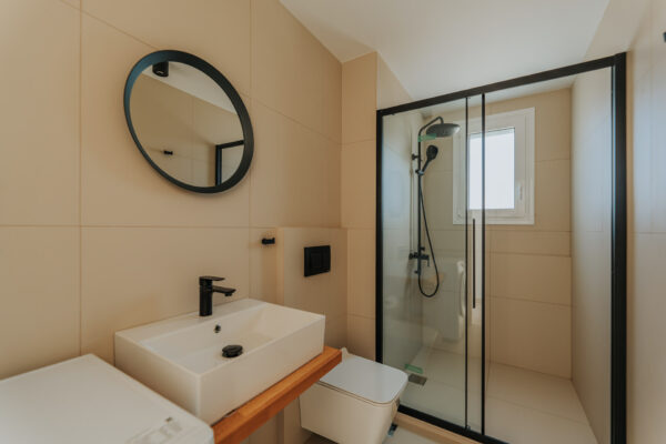 hyperstay-hospitality-west-ponte-suite-11