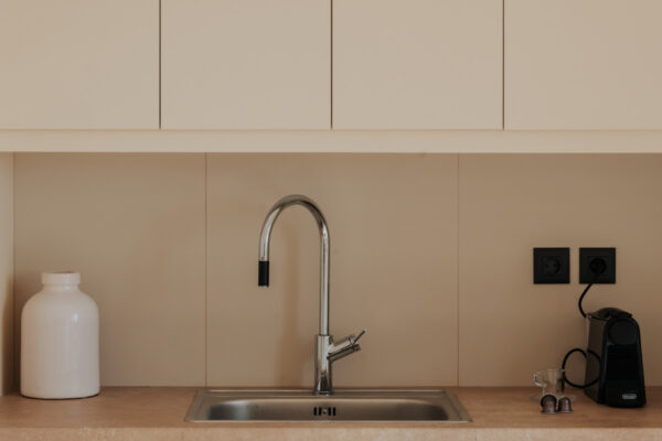 hyperstay-hospitality-west-ponte-suite-18