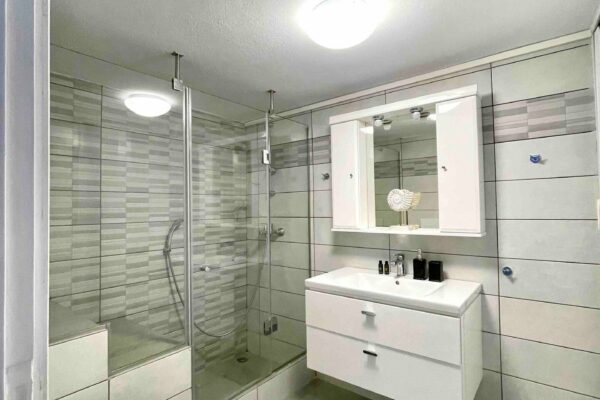 5b752e6d-98ec-44a6-9ed6-c43b2baa0173