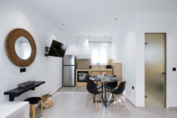 f279926a-65b7-444c-862f-3a2fe9ef8ad6