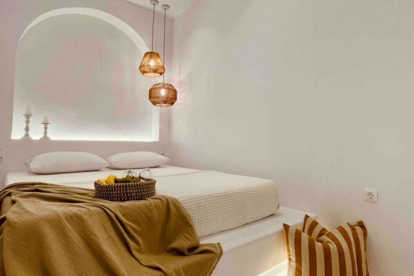 f4bc24ed-a780-42c5-9c54-94d7d78ff6ee