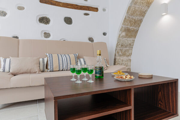 House (11) - Αντιγραφή